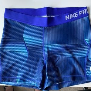 women’s nike pro shorts